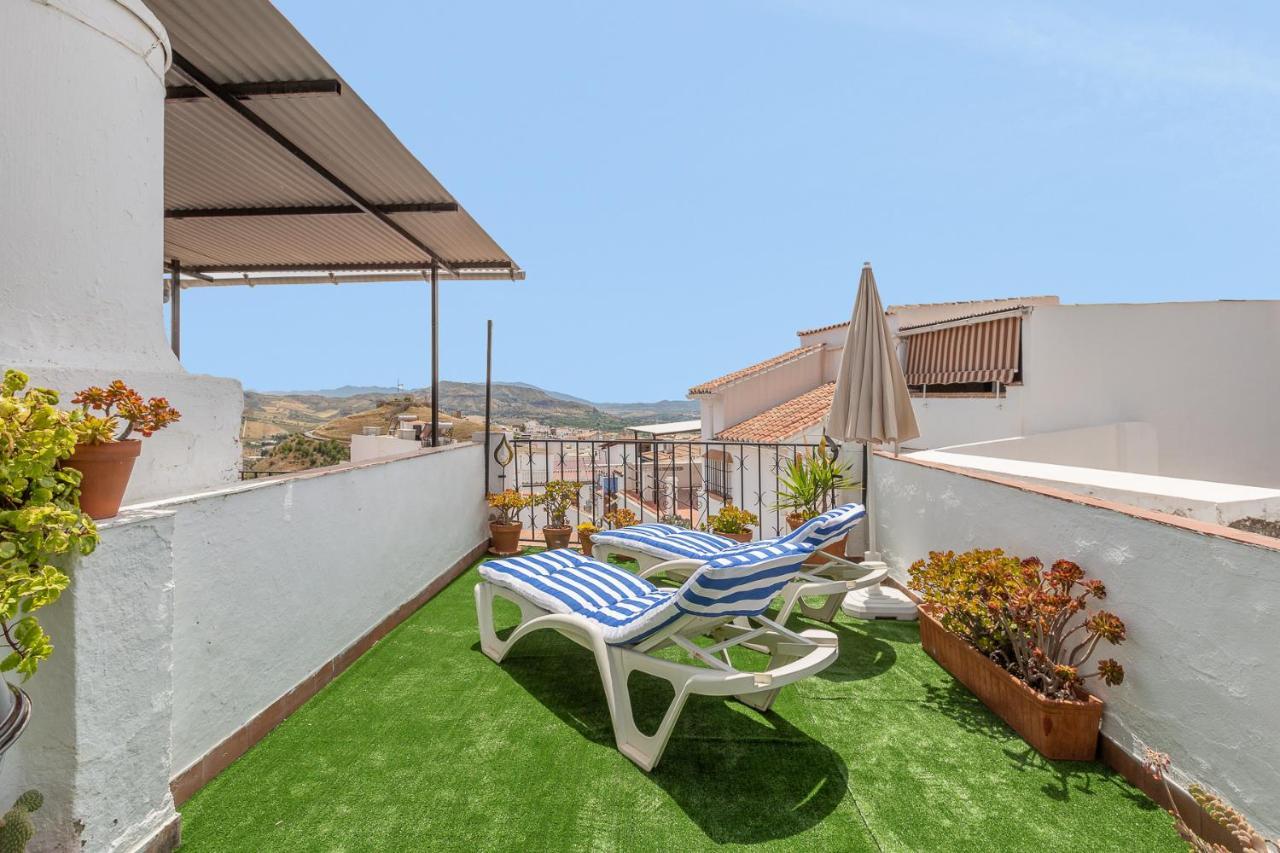 Casa Randonneur, Traditional Townhouse In Alora. Luaran gambar